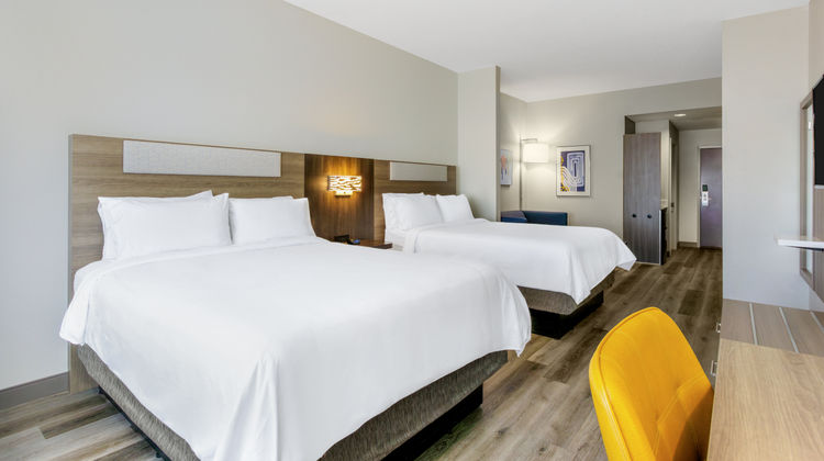 Holiday Inn Express Hotel & Suites -East Room