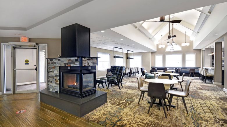<b>Residence Inn Louisville Airport Lobby</b>. Images powered by <a href="https://www.leonardoworldwide.com/" title="Leonardo Worldwide" target="_blank">Leonardo</a>.