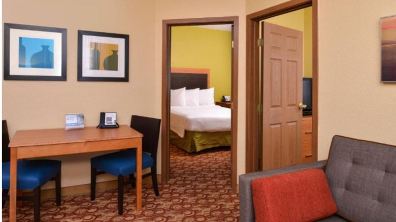 <b>Candlewood Suites Miami Lakes Room</b>. Images powered by <a href="https://www.leonardoworldwide.com/" title="Leonardo Worldwide" target="_blank">Leonardo</a>.