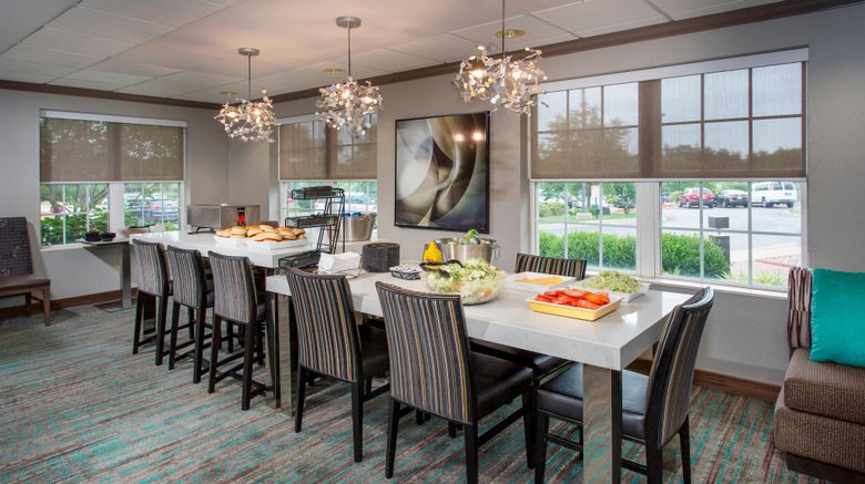 <b>Residence Inn Louisville Northeast Restaurant</b>. Images powered by <a href="https://www.leonardoworldwide.com/" title="Leonardo Worldwide" target="_blank">Leonardo</a>.
