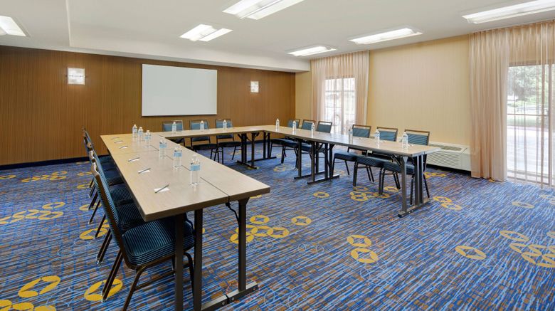 <b>Courtyard Dallas Addison/Midway Meeting</b>. Images powered by <a href="https://www.leonardoworldwide.com/" title="Leonardo Worldwide" target="_blank">Leonardo</a>.