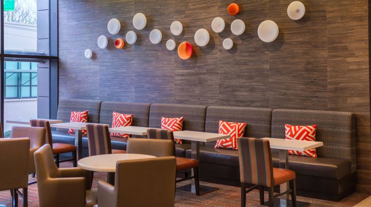 Residence Inn Seattle University Dist Restaurant
