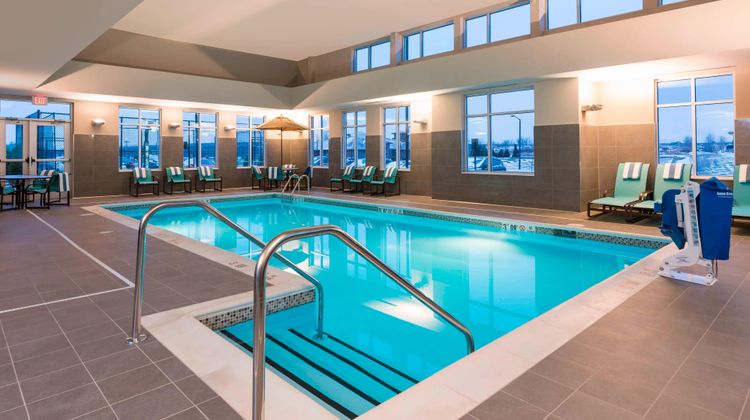 Residence Inn Green Bay Downtown Pool