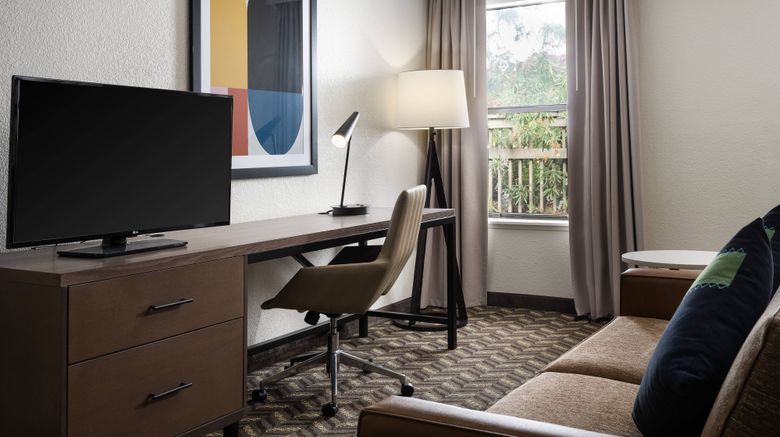 <b>Residence Inn Marriott Silicon Valley II Suite</b>. Images powered by <a href="https://www.leonardoworldwide.com/" title="Leonardo Worldwide" target="_blank">Leonardo</a>.