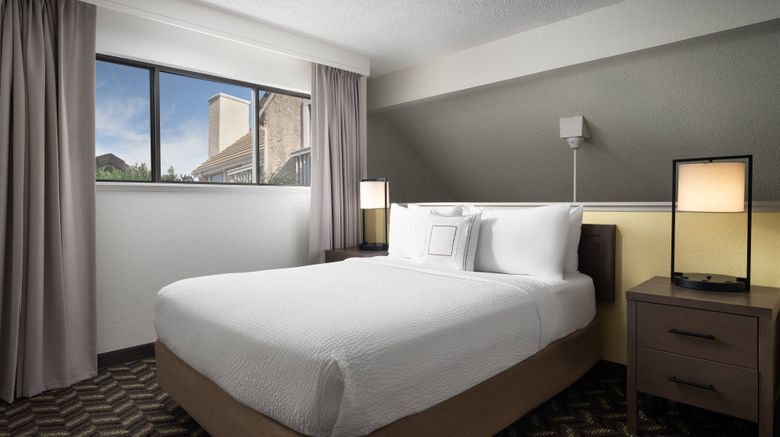 <b>Residence Inn Marriott Silicon Valley II Room</b>. Images powered by <a href="https://www.leonardoworldwide.com/" title="Leonardo Worldwide" target="_blank">Leonardo</a>.