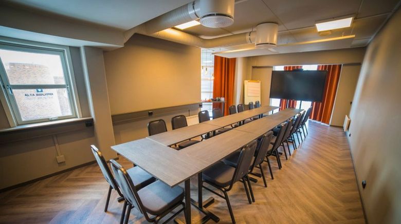 <b>Canyon Hotel Meeting</b>. Images powered by <a href="https://www.leonardoworldwide.com/" title="Leonardo Worldwide" target="_blank">Leonardo</a>.