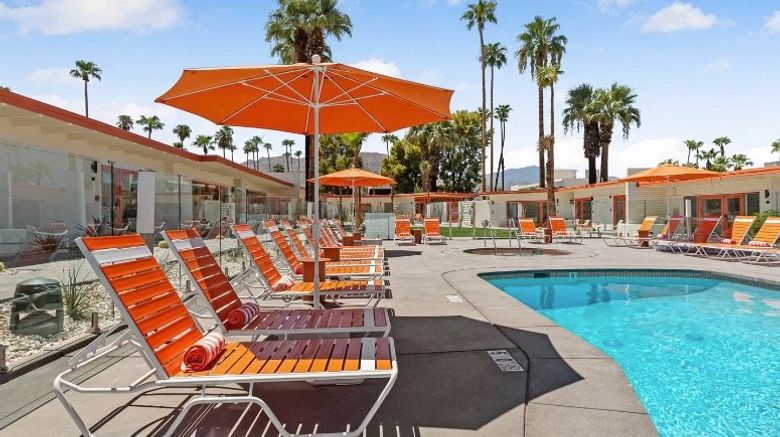 <b>Mojave Resort Pool</b>. Images powered by <a href="https://www.leonardoworldwide.com/" title="Leonardo Worldwide" target="_blank">Leonardo</a>.