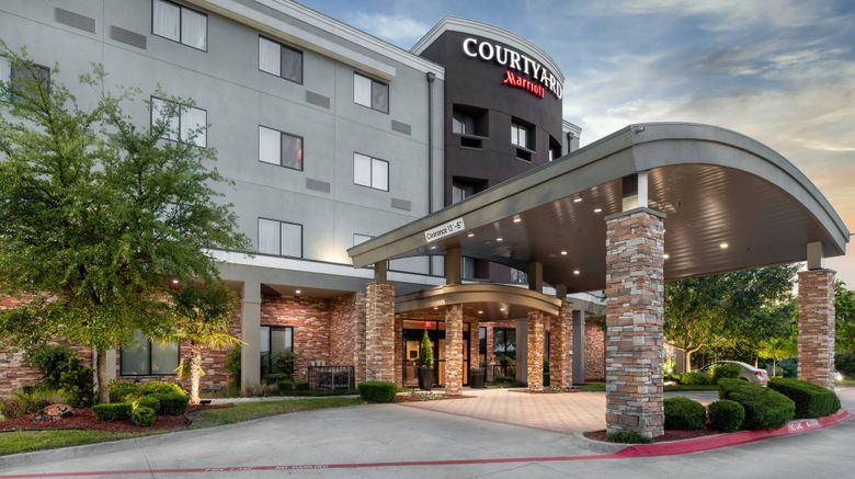 Courtyard Fort Worth West At Cityview Exterior. Images powered by <a href="https://www.leonardoworldwide.com" target="_blank" rel="noopener">Leonardo</a>.