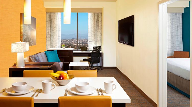 Residence Inn LAX Airport/Century Blvd Room