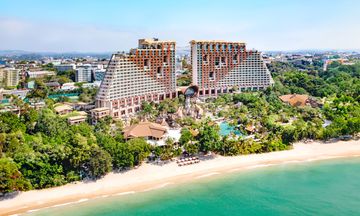 Centara Grand Mirage Beach Resort