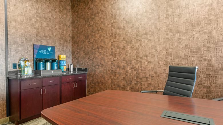 <b>Cobblestone Hotel & Suites Meeting</b>. Images powered by <a href="https://www.leonardoworldwide.com/" title="Leonardo Worldwide" target="_blank">Leonardo</a>.