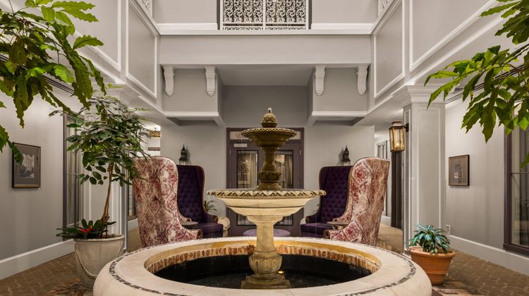 Wyndham La Belle Maison Lobby