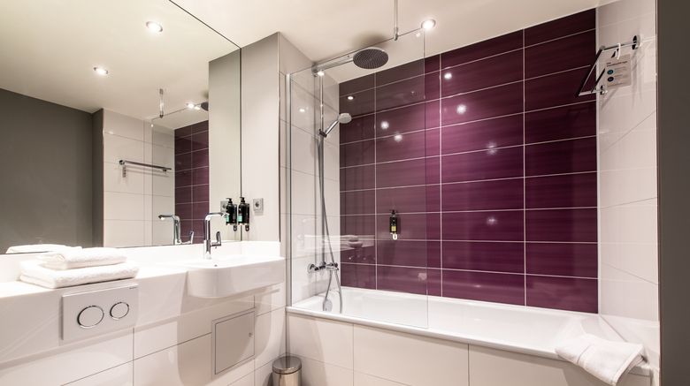 <b>Premier Inn Leipzig City Oper Room</b>. Images powered by <a href="https://www.leonardoworldwide.com/" title="Leonardo Worldwide" target="_blank">Leonardo</a>.