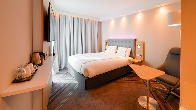 <b>Premier Inn Mannheim City Centre Hotel Room</b>. Images powered by <a href="https://www.leonardoworldwide.com/" title="Leonardo Worldwide" target="_blank">Leonardo</a>.