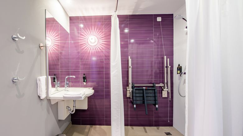 <b>Premier Inn Munich Airport Ost Room</b>. Images powered by <a href="https://www.leonardoworldwide.com/" title="Leonardo Worldwide" target="_blank">Leonardo</a>.