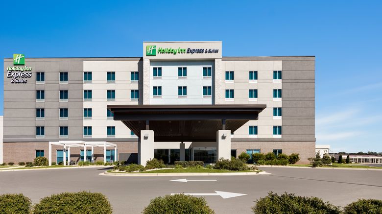 <b>Holiday Inn Express & Suites-Market St Exterior</b>. Images powered by <a href="https://www.leonardoworldwide.com/" title="Leonardo Worldwide" target="_blank">Leonardo</a>.
