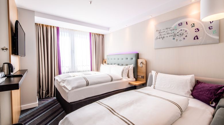 <b>Premier Inn Cologne City Sud Room</b>. Images powered by <a href="https://www.leonardoworldwide.com/" title="Leonardo Worldwide" target="_blank">Leonardo</a>.
