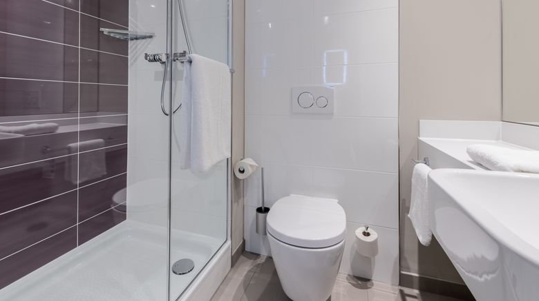 <b>Premier Inn Muenchen City Zentrum Room</b>. Images powered by <a href="https://www.leonardoworldwide.com/" title="Leonardo Worldwide" target="_blank">Leonardo</a>.
