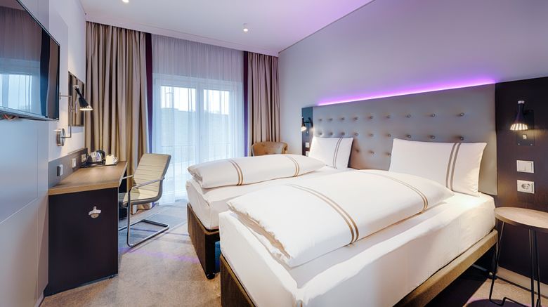 <b>Premier Inn Regensburg City Centre Hotel Room</b>. Images powered by <a href="https://www.leonardoworldwide.com/" title="Leonardo Worldwide" target="_blank">Leonardo</a>.
