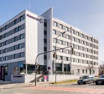 Premier Inn Nuremberg City Nordost Exterior