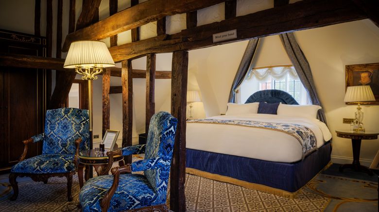 <b>Thornbury Castle Room</b>. Images powered by <a href="https://www.leonardoworldwide.com/" title="Leonardo Worldwide" target="_blank">Leonardo</a>.
