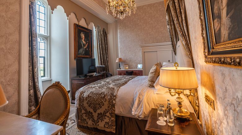 <b>Thornbury Castle Room</b>. Images powered by <a href="https://www.leonardoworldwide.com/" title="Leonardo Worldwide" target="_blank">Leonardo</a>.