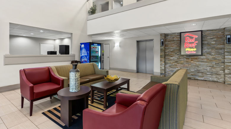 <b>Red Roof PLUS+ & Suites Atlanta Airport Lobby</b>. Images powered by <a href="https://www.leonardoworldwide.com/" title="Leonardo Worldwide" target="_blank">Leonardo</a>.