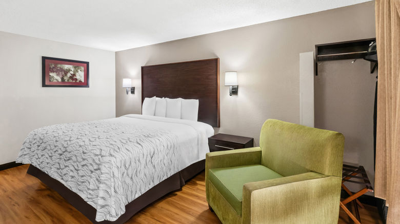 <b>Red Roof PLUS+ & Suites Atlanta Airport Suite</b>. Images powered by <a href="https://www.leonardoworldwide.com/" title="Leonardo Worldwide" target="_blank">Leonardo</a>.
