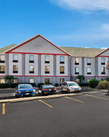 Red Roof PLUS+ & Suites Atlanta Airport
