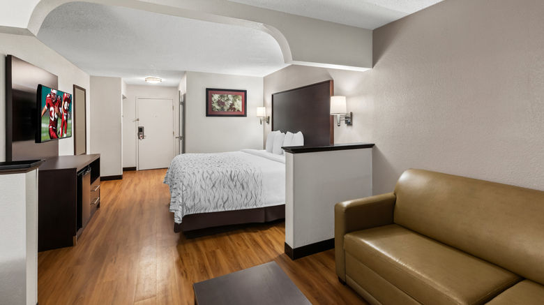 <b>Red Roof PLUS+ & Suites Atlanta Airport Room</b>. Images powered by <a href="https://www.leonardoworldwide.com/" title="Leonardo Worldwide" target="_blank">Leonardo</a>.