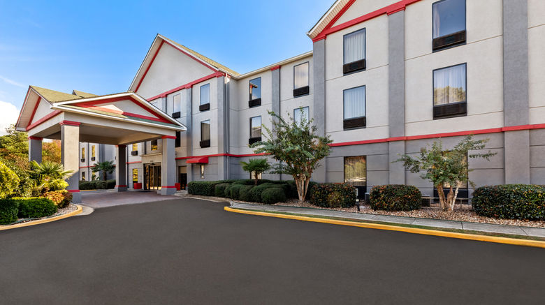 <b>Red Roof PLUS+ & Suites Atlanta Airport Exterior</b>. Images powered by <a href="https://www.leonardoworldwide.com/" title="Leonardo Worldwide" target="_blank">Leonardo</a>.