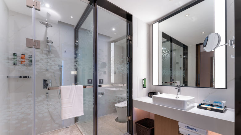 <b>Hampton Guangzhou Jinshazhou Room</b>. Images powered by <a href="https://www.leonardoworldwide.com/" title="Leonardo Worldwide" target="_blank">Leonardo</a>.