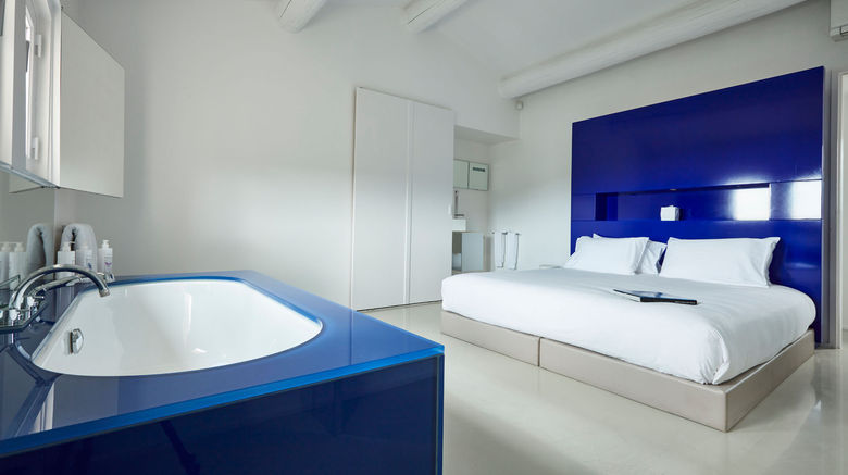 <b>Domaine des Andeols Suite</b>. Images powered by <a href="https://www.leonardoworldwide.com/" title="Leonardo Worldwide" target="_blank">Leonardo</a>.