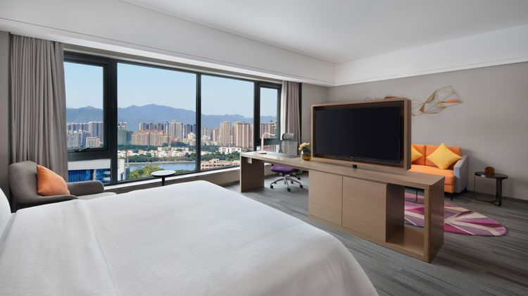 Hampton by Hilton South Railway Station Room