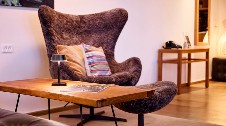 <b>Manon Les Suites Lobby</b>. Images powered by <a href="https://www.leonardoworldwide.com/" title="Leonardo Worldwide" target="_blank">Leonardo</a>.