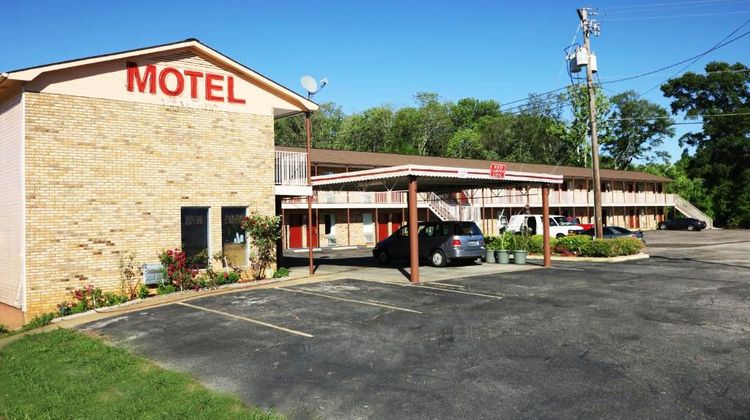 Red Carpet Inn Exterior
