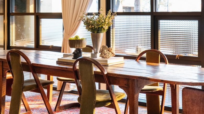 <b>Palihotel Melrose Lobby</b>. Images powered by <a href="https://www.leonardoworldwide.com/" title="Leonardo Worldwide" target="_blank">Leonardo</a>.