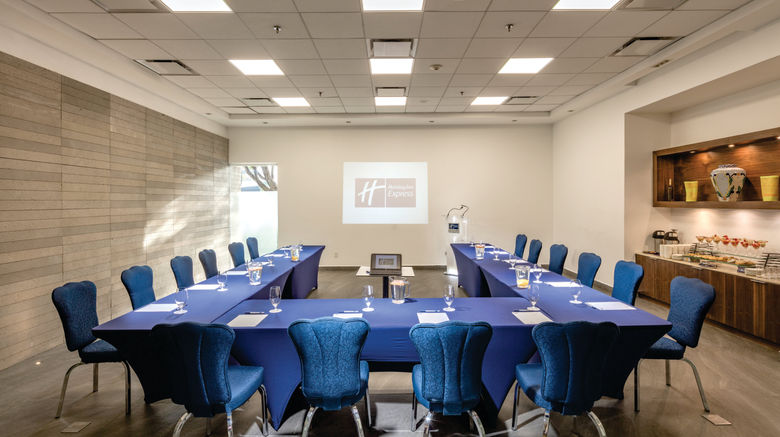 <b>Holiday Inn Express Puebla Meeting</b>. Images powered by <a href="https://www.leonardoworldwide.com/" title="Leonardo Worldwide" target="_blank">Leonardo</a>.