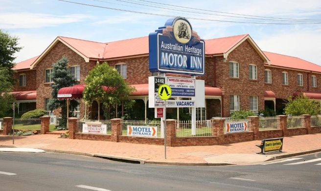 Australian Heritage Motor Inn Exterior
