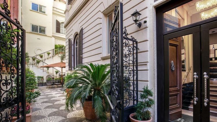 Hotel Royal Court Exterior