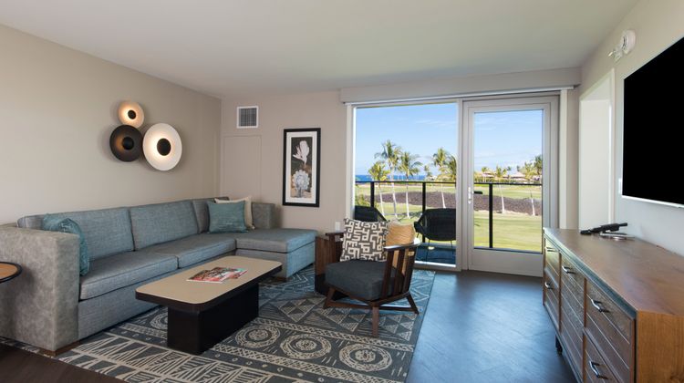 Hilton Grand Vacations Club Ocean Tower Room