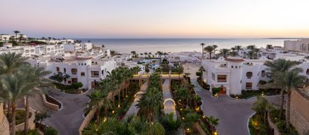 Continental Plaza Beach Resort Exterior