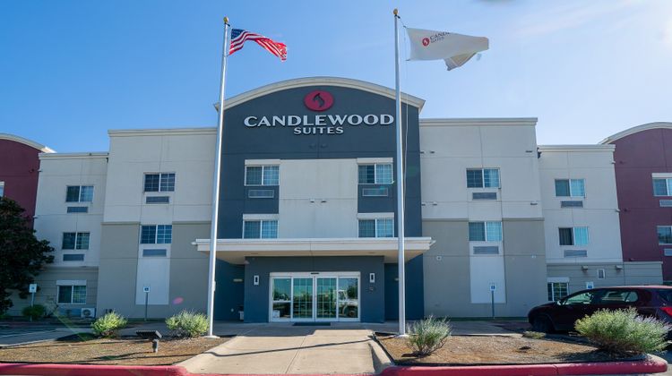 Candlewood Suites Baytown Exterior