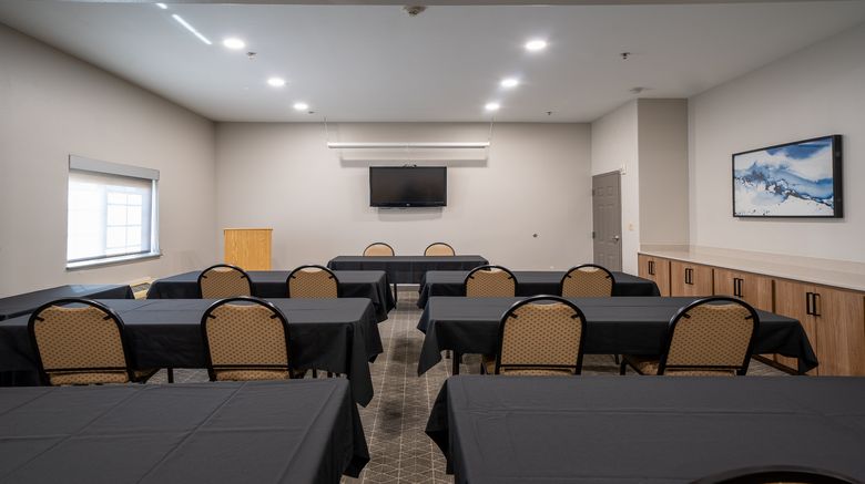 <b>Candlewood Suites Baytown Meeting</b>. Images powered by <a href="https://www.leonardoworldwide.com/" title="Leonardo Worldwide" target="_blank">Leonardo</a>.