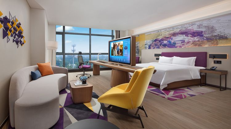 Hampton by Hilton Railway Statiion Room