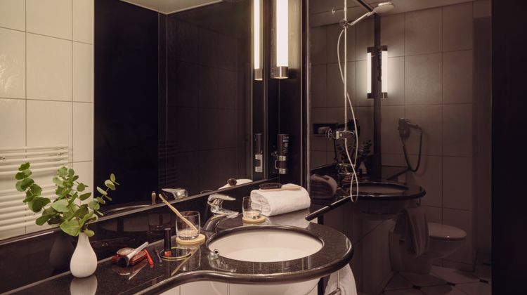 Mannheimer Hof-Leonardo Ltd. Ed. Room
