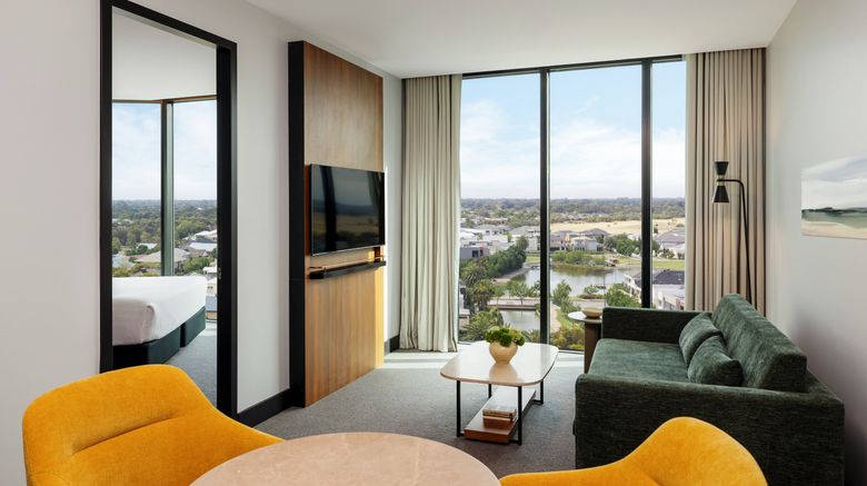 <b>Crowne Plaza Adelaide Mawson Lakes Suite</b>. Images powered by <a href="https://www.leonardoworldwide.com/" title="Leonardo Worldwide" target="_blank">Leonardo</a>.