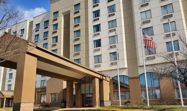 Holiday Inn Express Baltimore - BWI Arpt Exterior