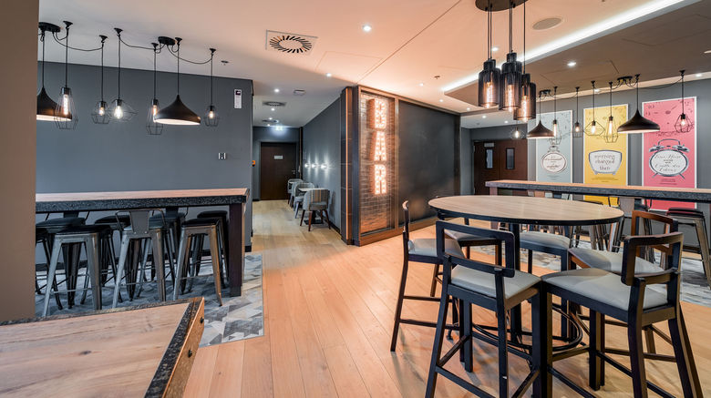 <b>Stuttgart City Europaviertel Hotel Restaurant</b>. Images powered by <a href="https://www.leonardoworldwide.com/" title="Leonardo Worldwide" target="_blank">Leonardo</a>.