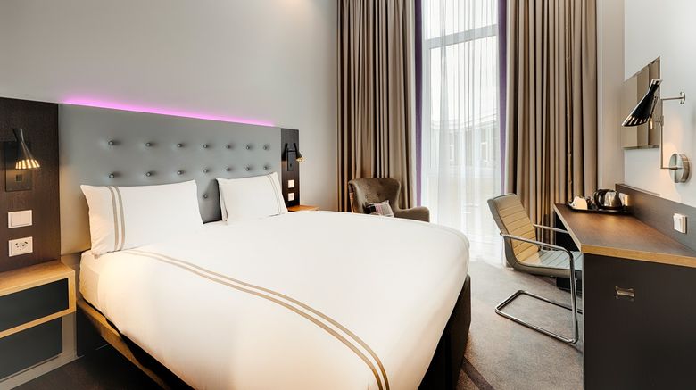 <b>Wolfsburg City Centre Hotel Room</b>. Images powered by <a href="https://www.leonardoworldwide.com/" title="Leonardo Worldwide" target="_blank">Leonardo</a>.